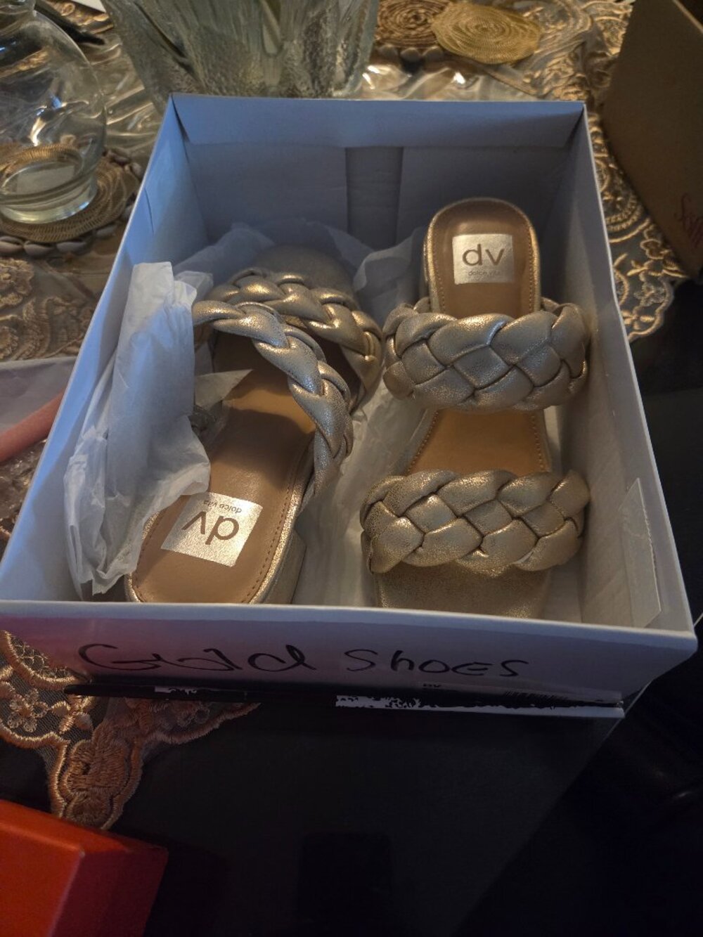 GOLD SANDALS